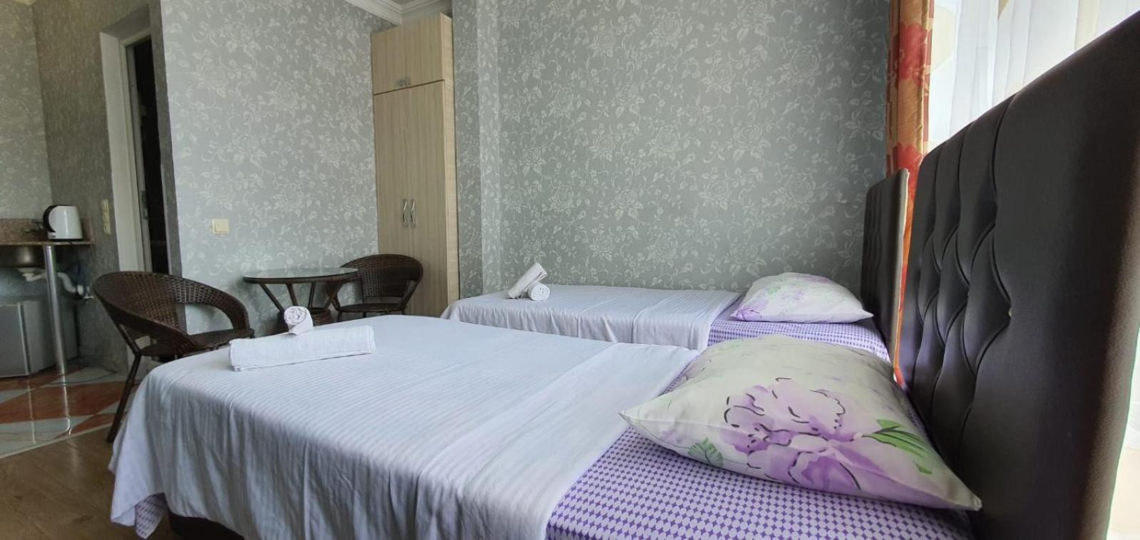 Dzveli Batumi Hotel Стая снимка