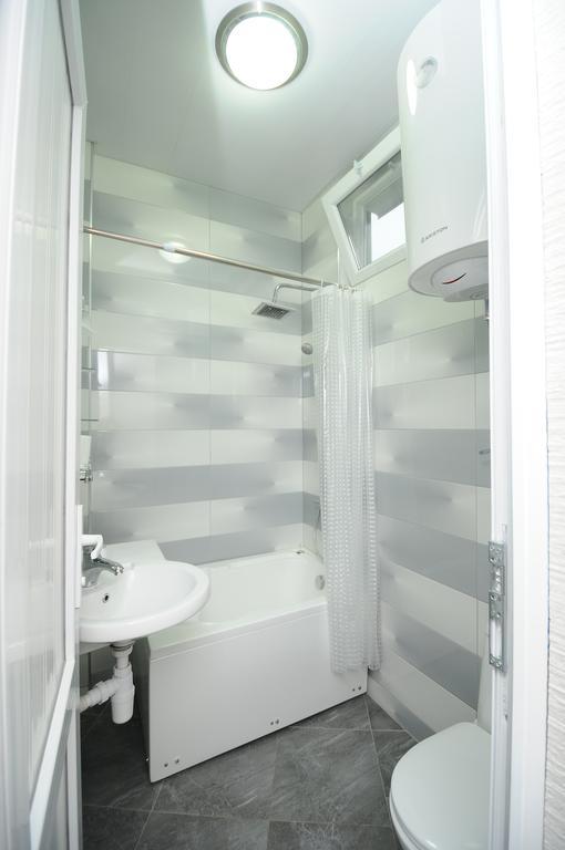 Dzveli Batumi Hotel Стая снимка