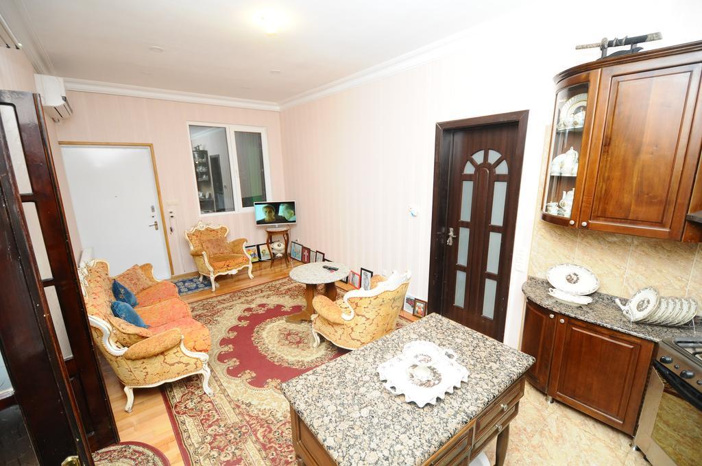 Dzveli Batumi Hotel Екстериор снимка