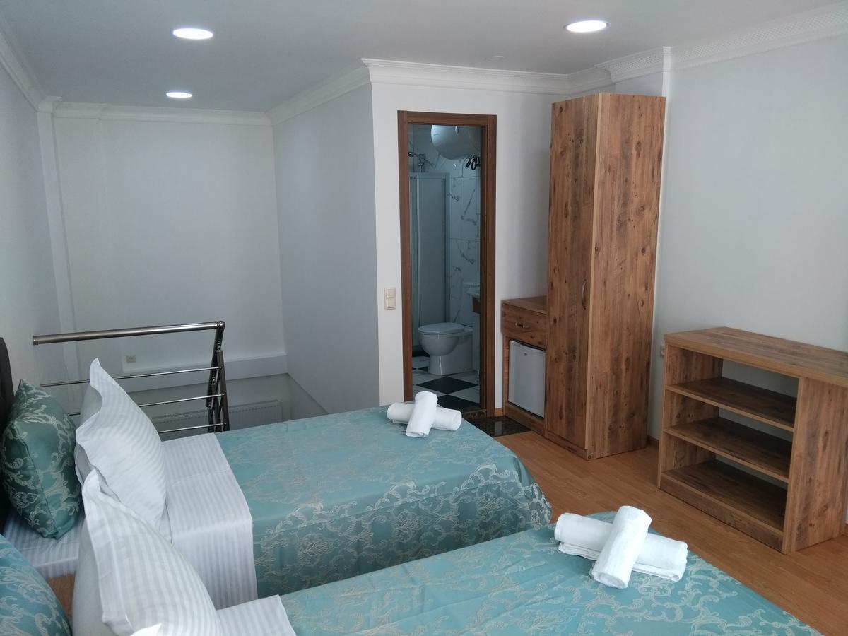 Dzveli Batumi Hotel Екстериор снимка